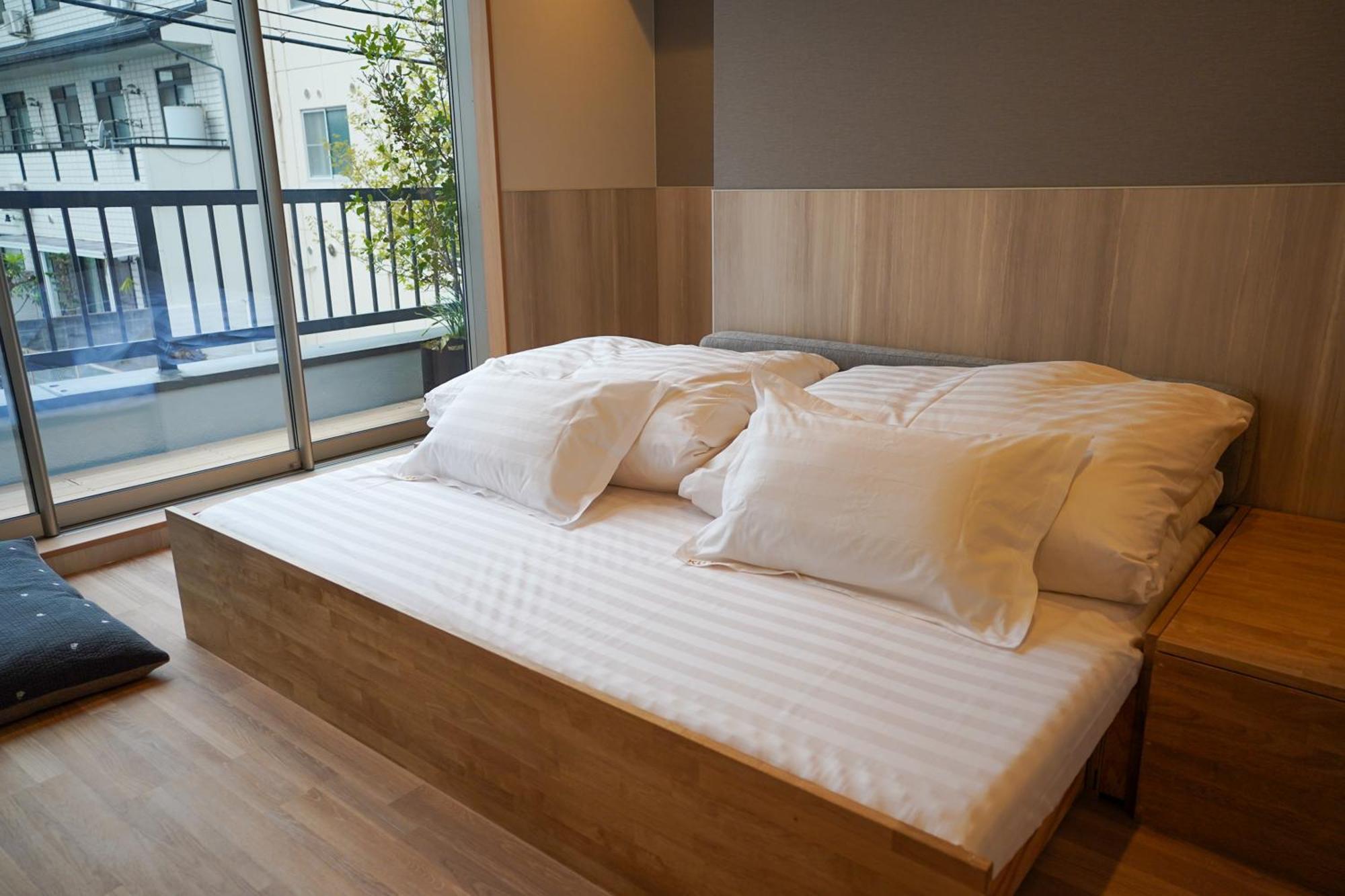 Konyamachi Guest House Kuku Takamatsu Exteriör bild