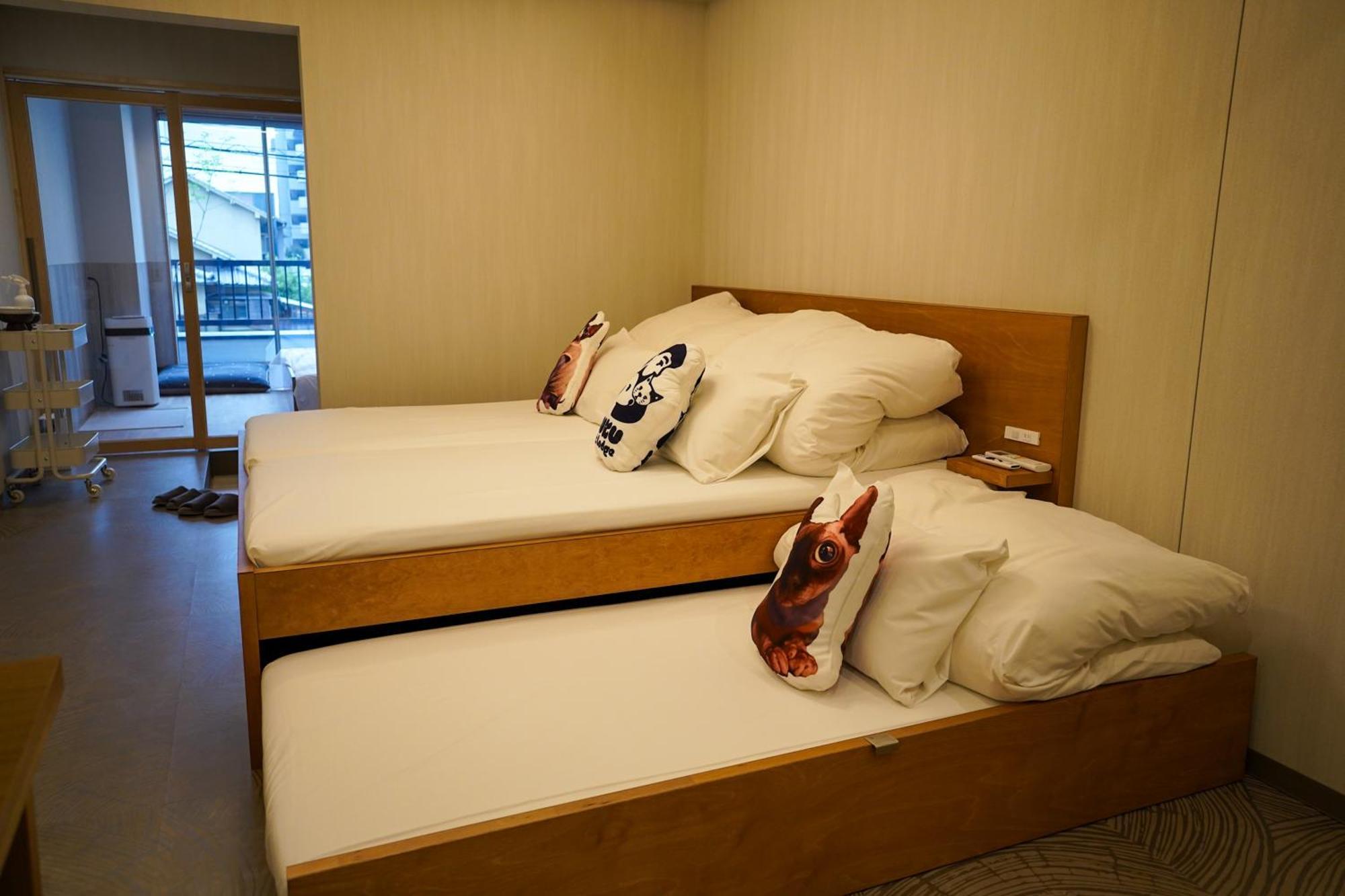 Konyamachi Guest House Kuku Takamatsu Exteriör bild